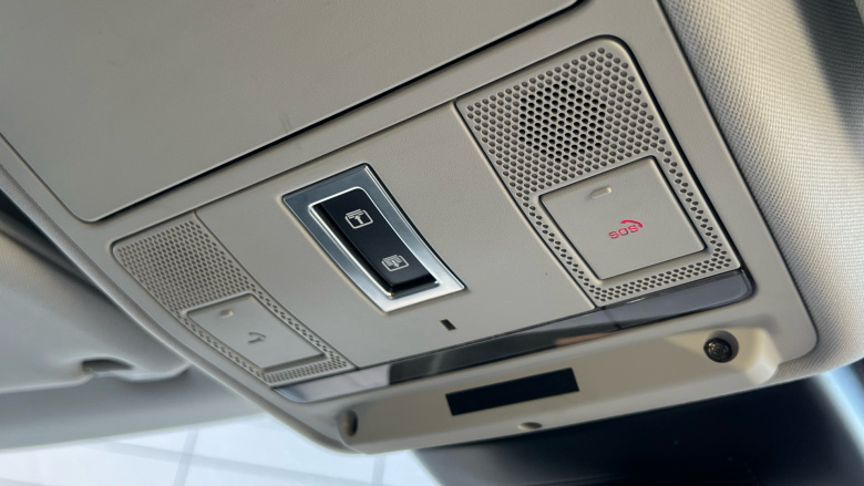 Land Rover Range Rover Evoque 2.0 TD4 HSE Dynamic Lux 5dr Auto Diesel Hatchback